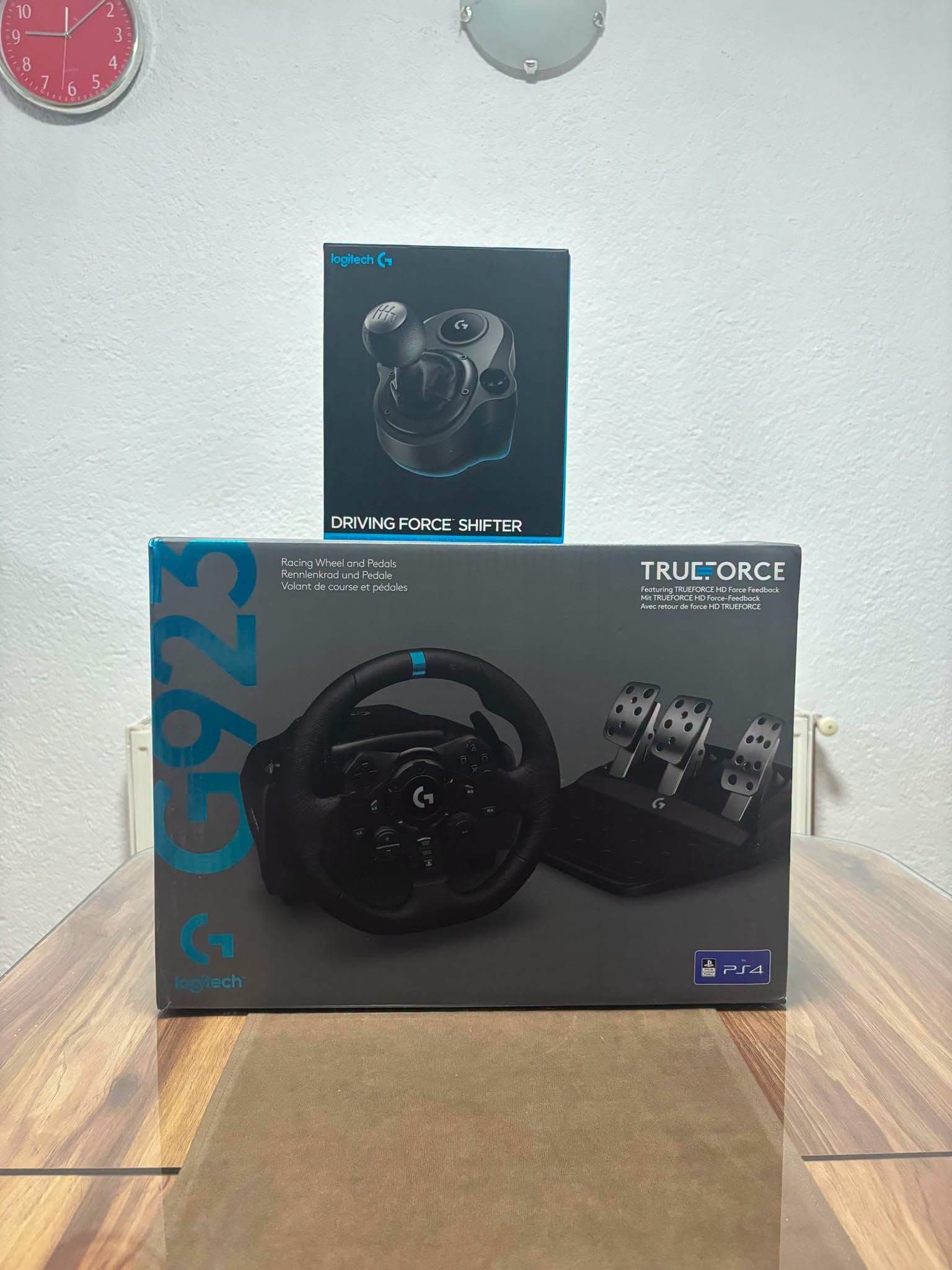 Logitech G923 + Shifter — фотографија 3