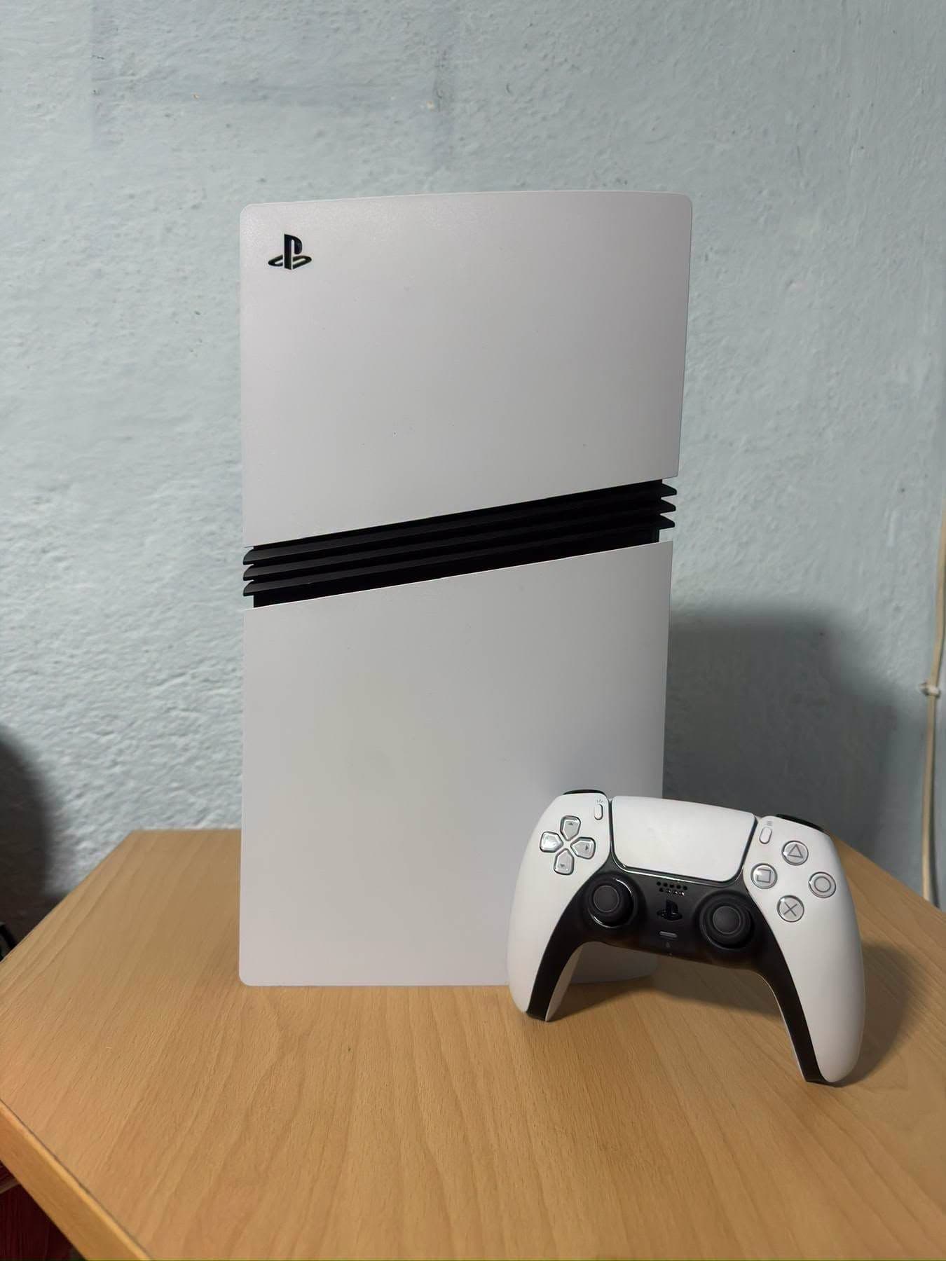 PS5 Pro 2TB — фотографија 3
